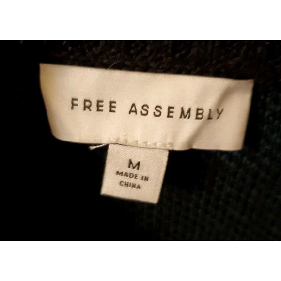 Free Assembly Mock Turtleneck Med Black & Green Checked Cozy Warm‎ Winter - Picture 6 of 6